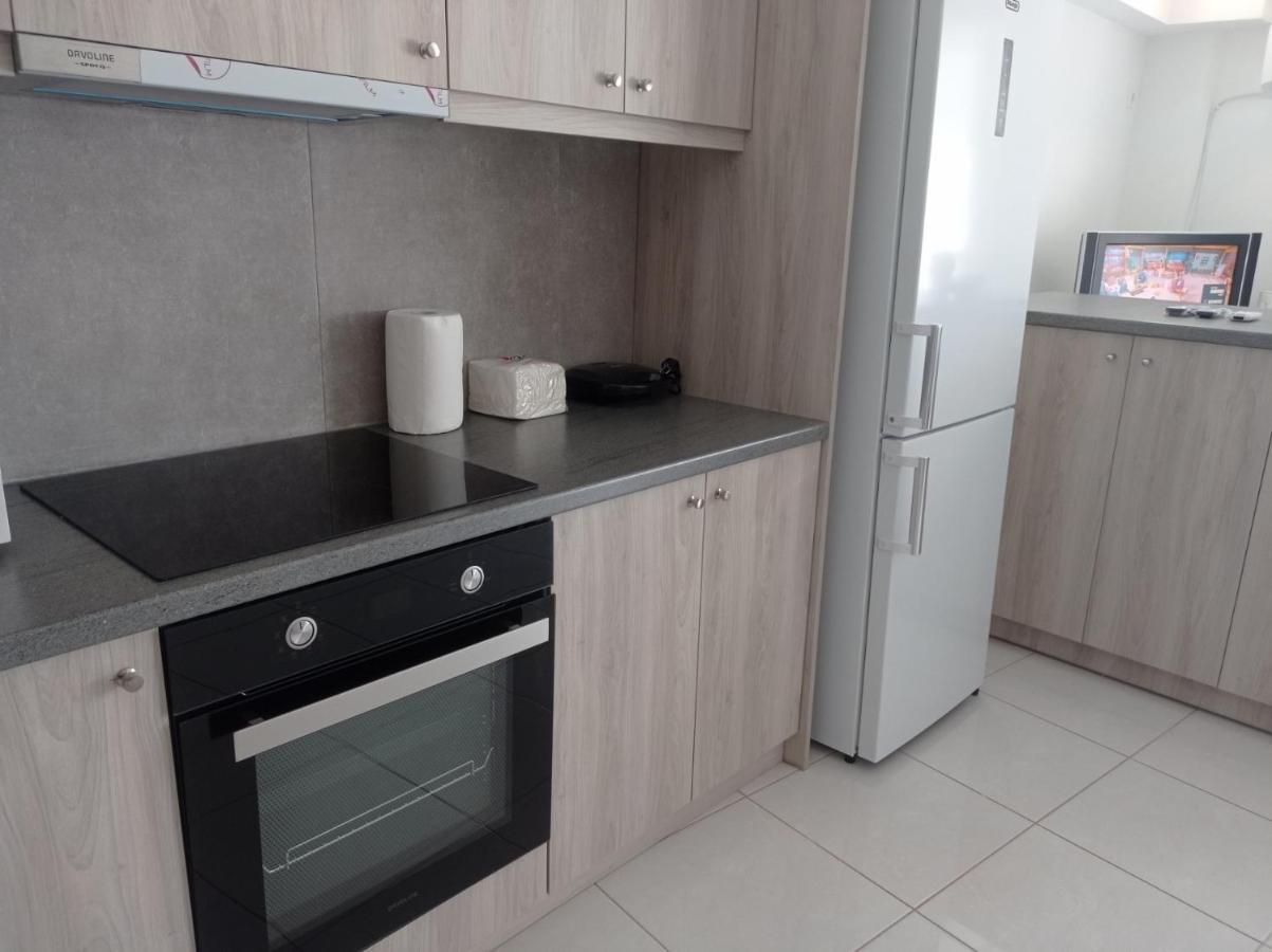 Pireas View Apartment *